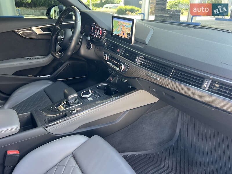 Седан Audi S4 2018 в Запорожье