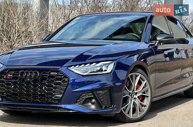 Седан Audi S4 2019 в Днепре