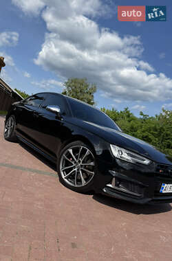 Седан Audi S4 2017 в 