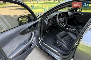 Седан Audi S4 2023 в 