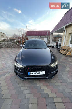 Седан Audi S4 2013 в 