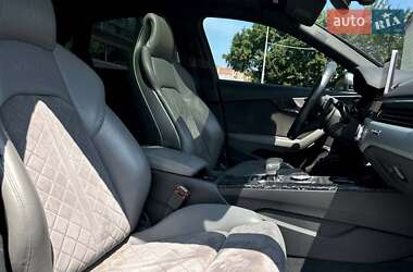 Седан Audi S4 2018 в 