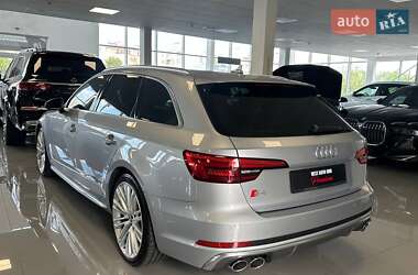 Универсал Audi S4 2017 в 