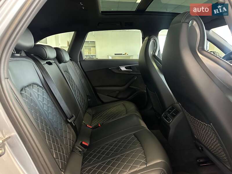 Універсал Audi S4 2017 в Києві
