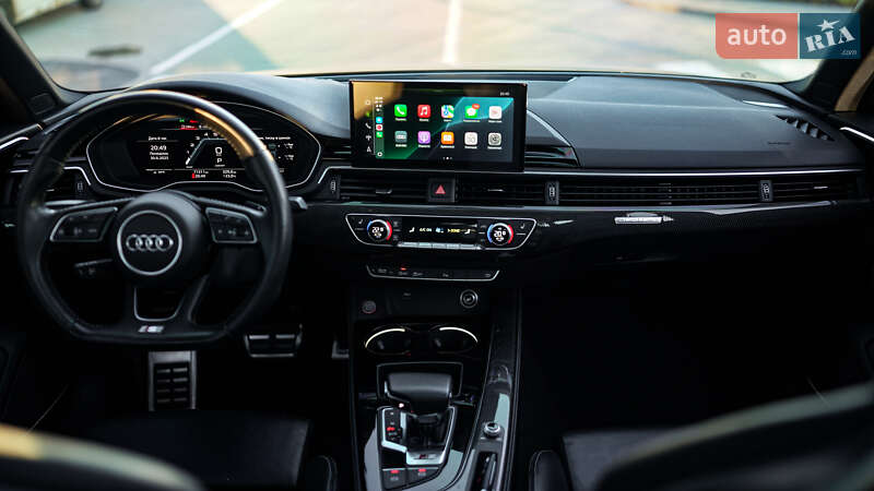 Седан Audi S4 2020 в Львове