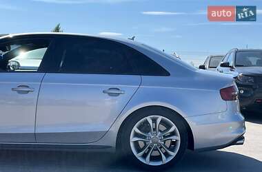 Седан Audi S4 2014 в 