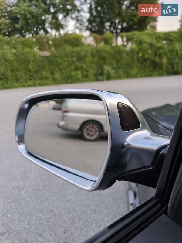 Седан Audi S4 2014 в Дніпрі