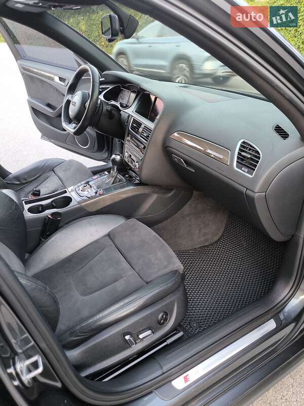 Седан Audi S4 2014 в Дніпрі