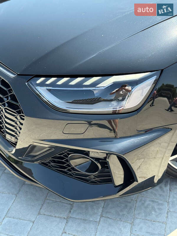 Седан Audi S4 2019 в Коломые