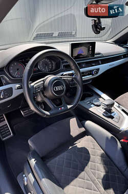Седан Audi S4 2019 в 