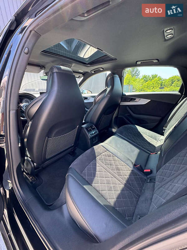 Седан Audi S4 2019 в Коломые