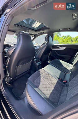 Седан Audi S4 2019 в 