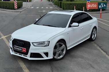 Седан Audi S4 2013 в 