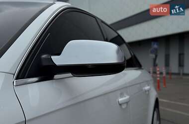 Седан Audi S4 2013 в 