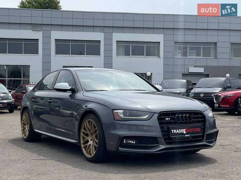 Audi S4 2012
