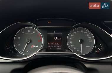 Седан Audi S4 2012 в 