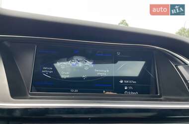 Седан Audi S4 2012 в 