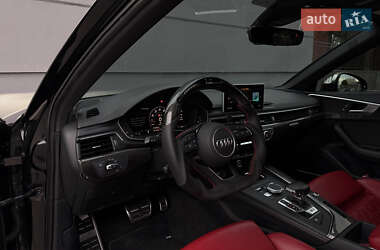Седан Audi S4 2018 в 