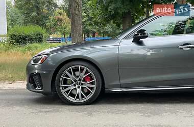 Седан Audi S4 2022 в 