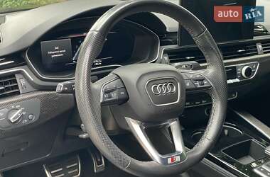 Седан Audi S4 2022 в 