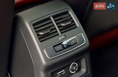 Седан Audi S4 2020 в 