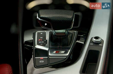 Седан Audi S4 2020 в 
