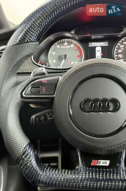 Седан Audi S4 2014 в 