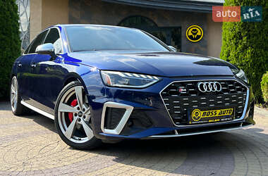 Седан Audi S4 2023 в Львові