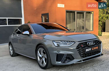 Седан Audi S4 2022 в Івано-Франківську