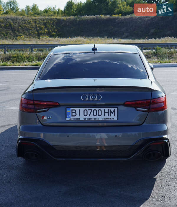 Седан Audi S4 2017 в Полтаве