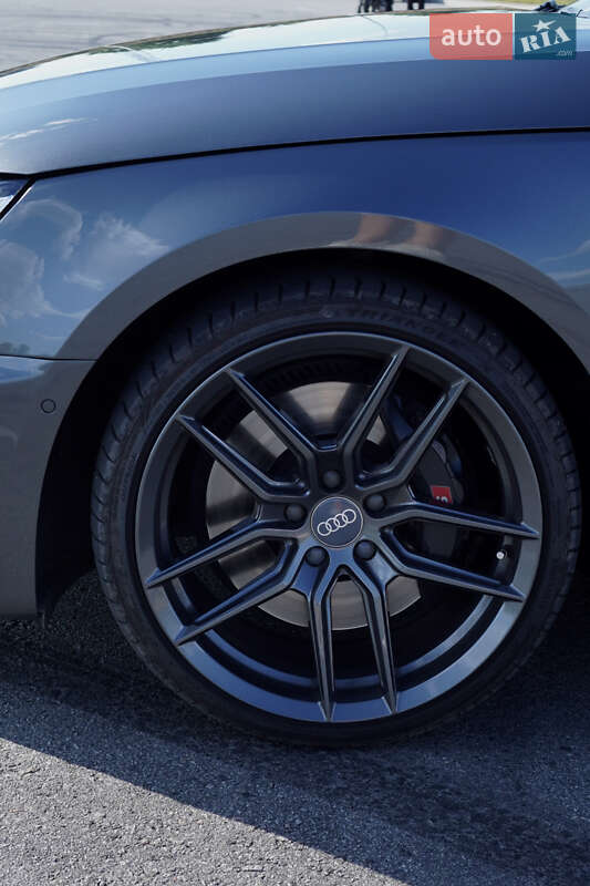 Седан Audi S4 2017 в Полтаве