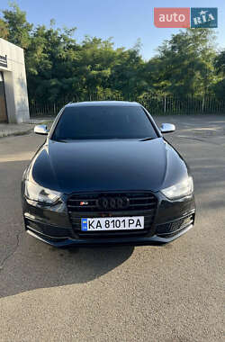 Седан Audi S4 2014 в Борисполі