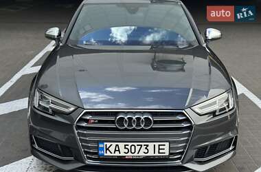 Седан Audi S4 2017 в 
