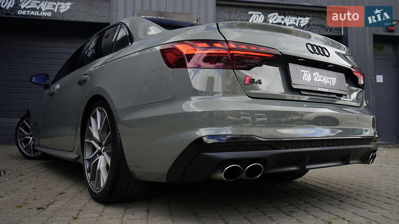 Седан Audi S4 2020 в Львове
