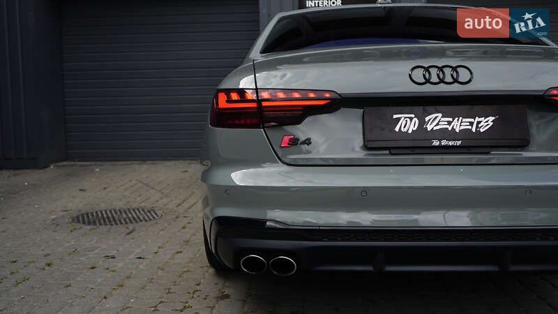 Седан Audi S4 2020 в Львове