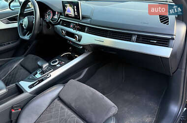 Седан Audi S4 2019 в 