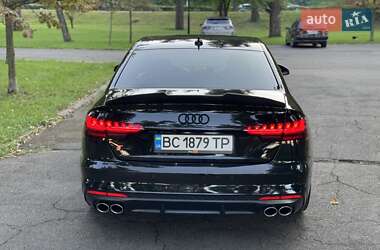 Седан Audi S4 2019 в 