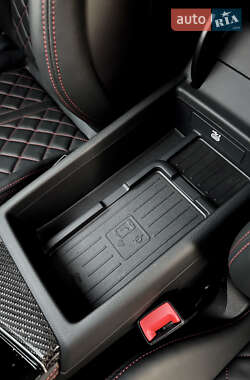 Седан Audi S4 2022 в 