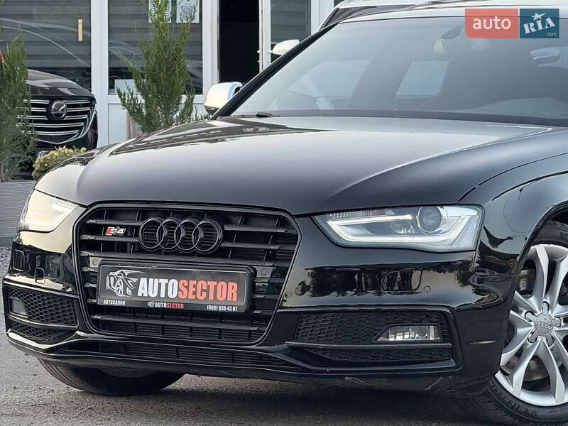 Седан Audi S4 2015 в Харькове