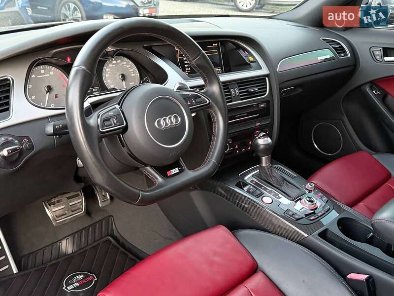 Седан Audi S4 2015 в Харькове