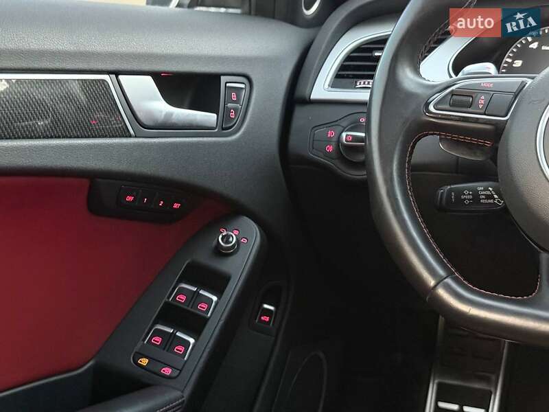 Седан Audi S4 2015 в Харькове