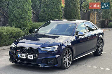 Седан Audi S4 2019 в Виннице