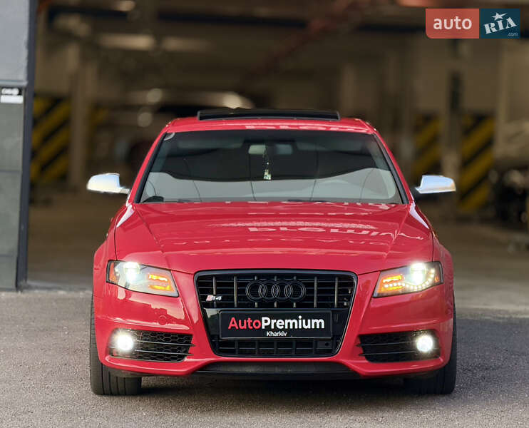 Седан Audi S4 2010 в Харькове