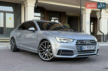 Седан Audi S4 2018 в Киеве