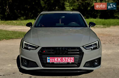 Седан Audi S4 2019 в 