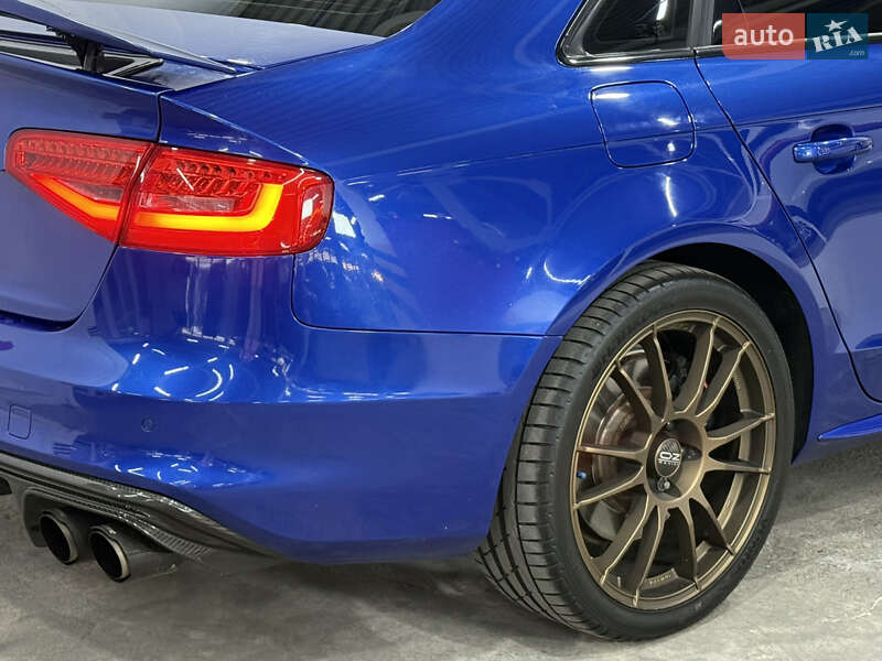 Седан Audi S4 2014 в Одессе