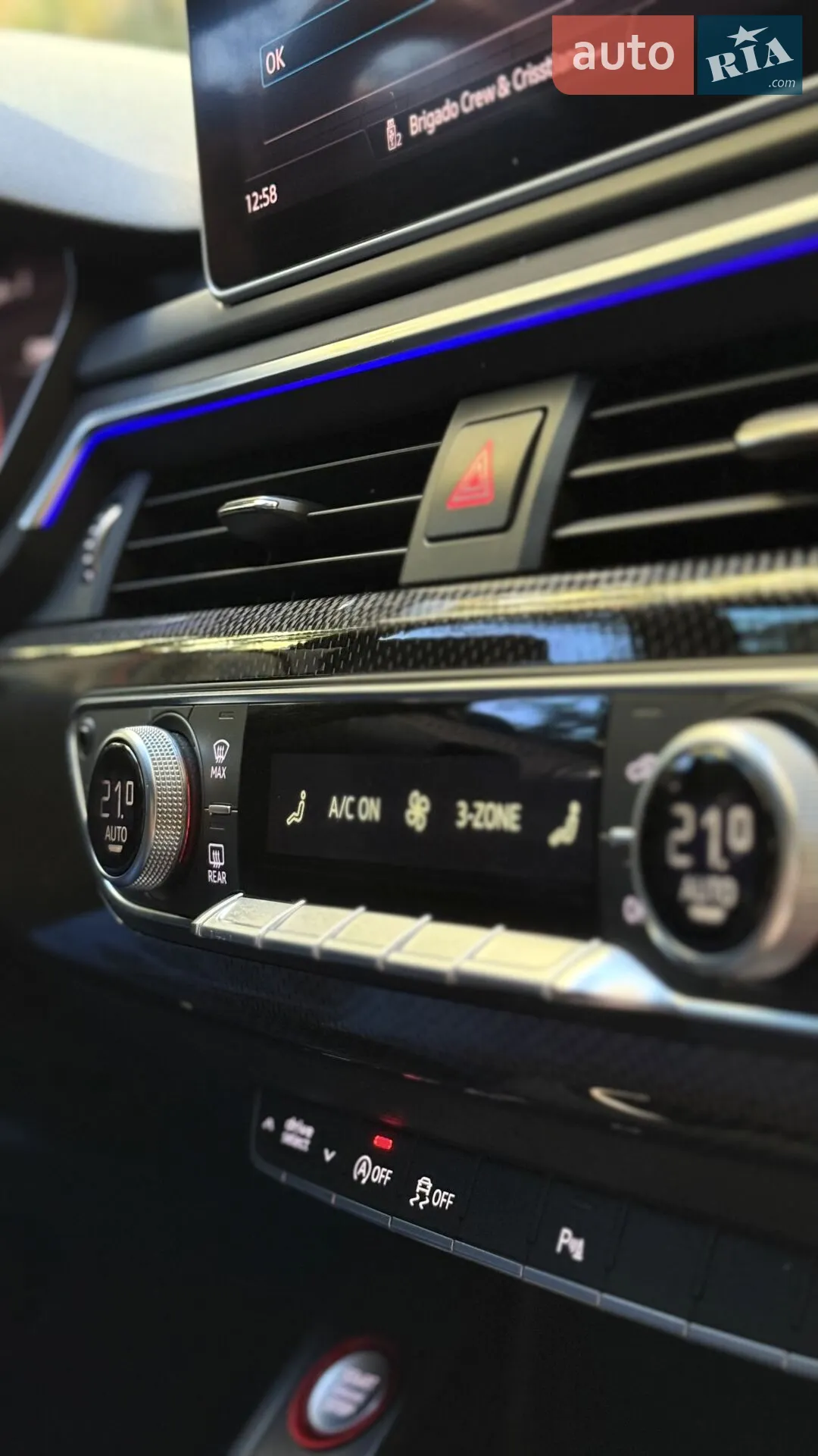 2016 Audi S4 - мініатюра 28