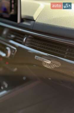 Седан Audi S4 2016 в 