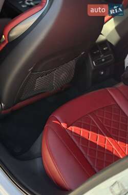 Седан Audi S4 2016 в 