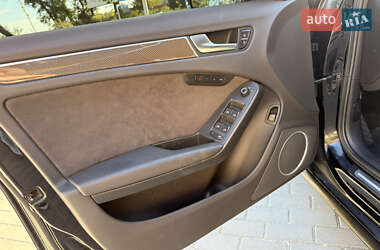 Седан Audi S4 2012 в 